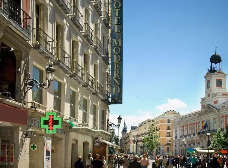هتل Moderno Puerta Del Sol