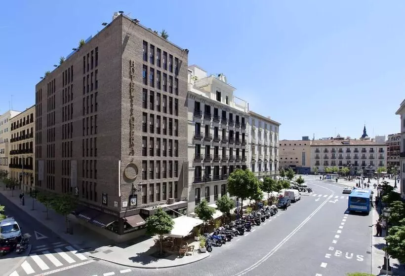 בית מלון כפרי Opera