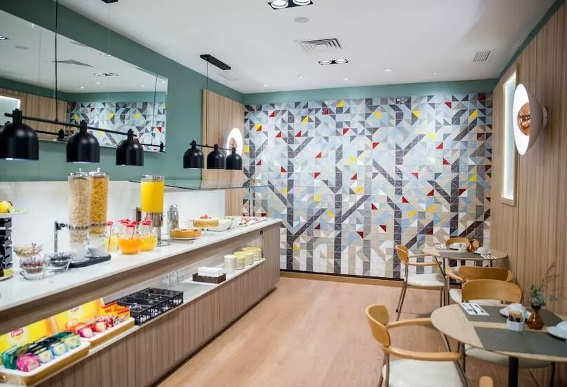 בית מלון כפרי Opera