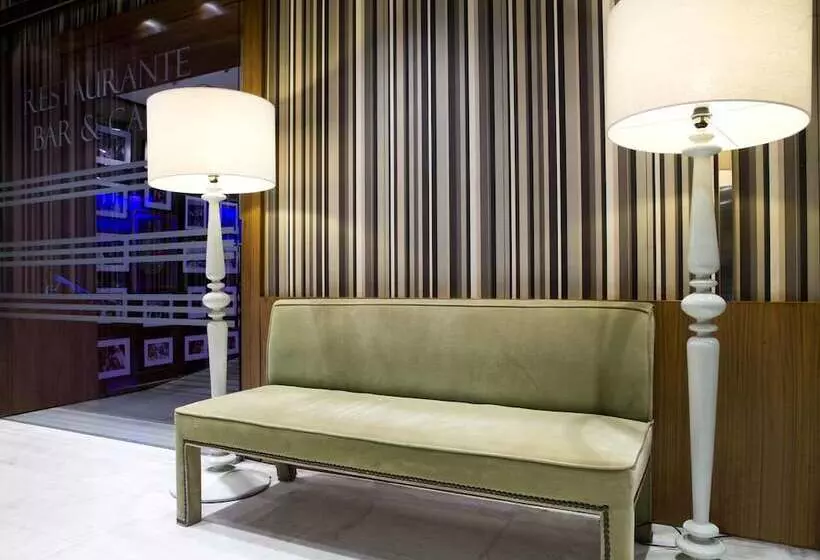 Hotel Opera
