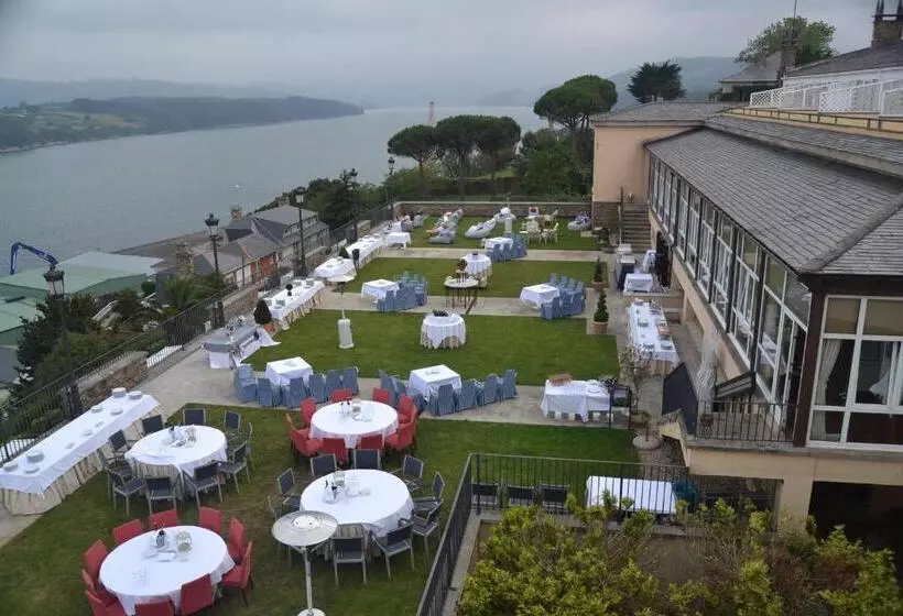 Parador De Ribadeo