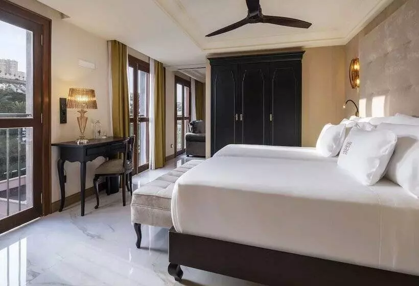 Santa Catalina, a Royal Hideaway Hotel  5*GL