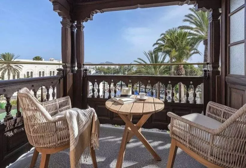 Santa Catalina, a Royal Hideaway Hotel  5*GL
