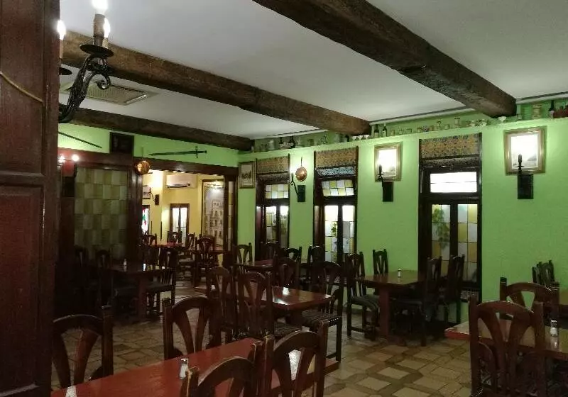 פונדק Casual Don Juan Tenorio