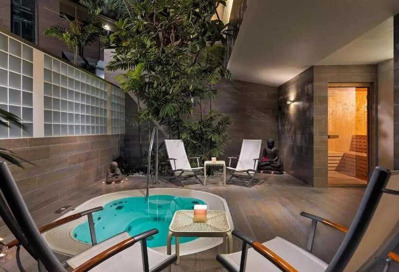 Adrián Hoteles Colón Guanahaní Adultos Only