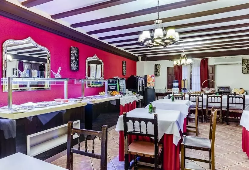 Отель Albarracin