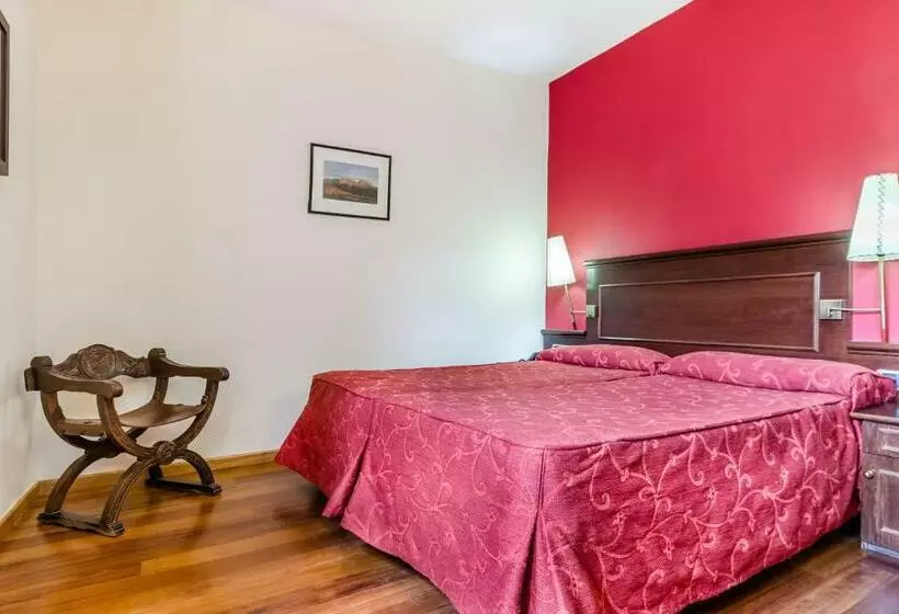 Отель Albarracin