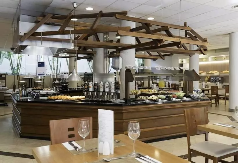 호텔 Aluasun Lago Rojo   Adults Recommended