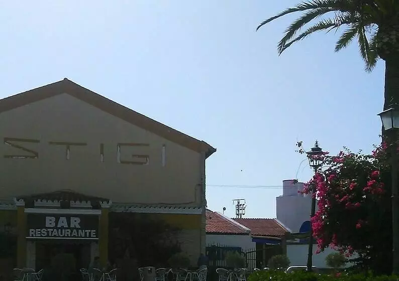 هتل Astigi