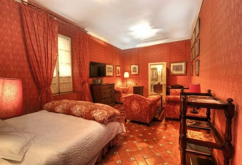 فندق Casa De Carmona