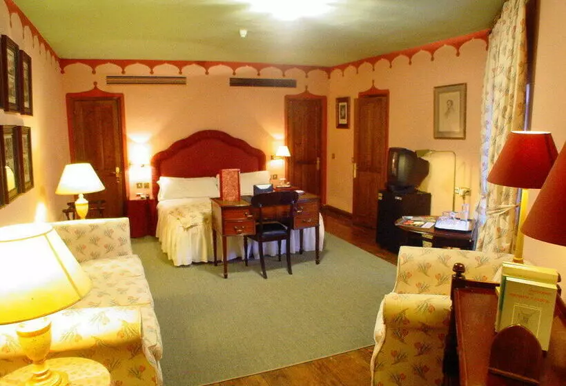 فندق Casa De Carmona