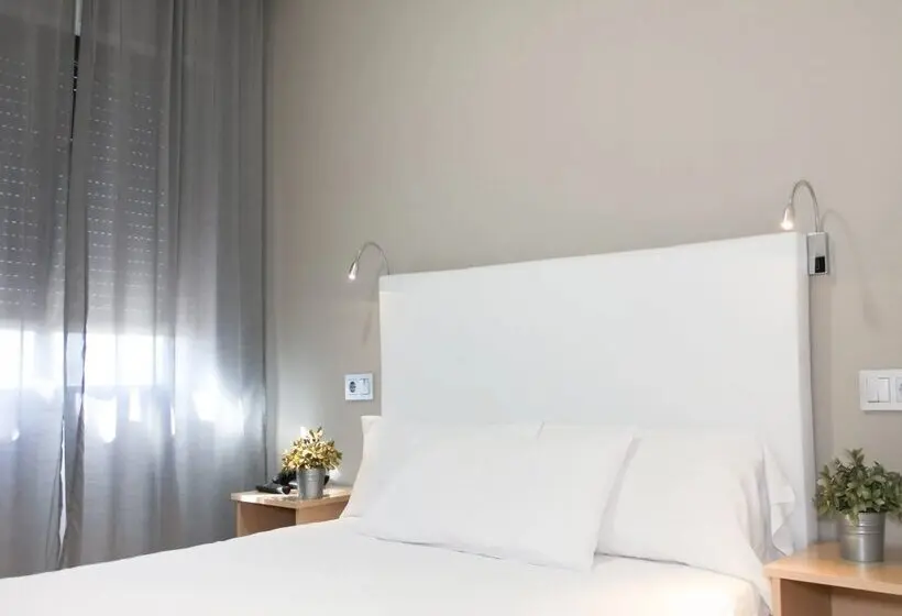 Hotel Castilla Torrijos