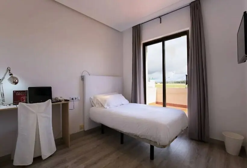 Hotel Castilla Torrijos