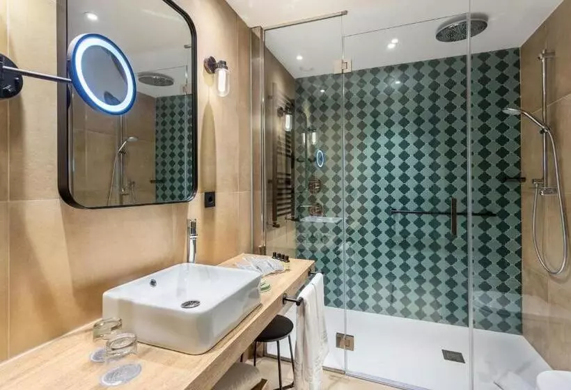 هتل Catalonia Santa Justa