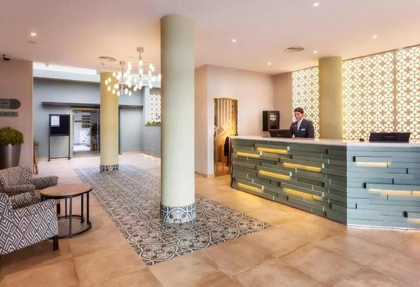 هتل Catalonia Santa Justa