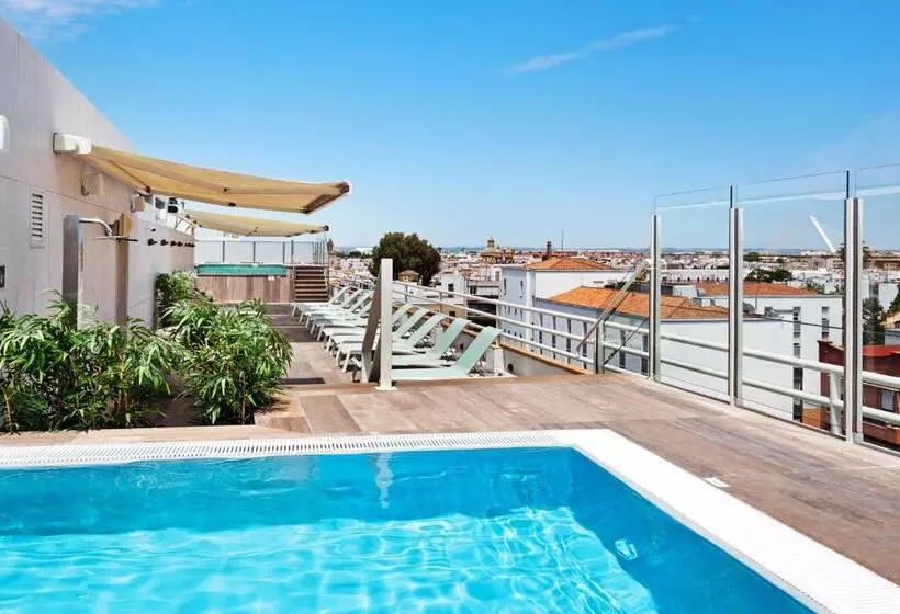 هتل Catalonia Santa Justa