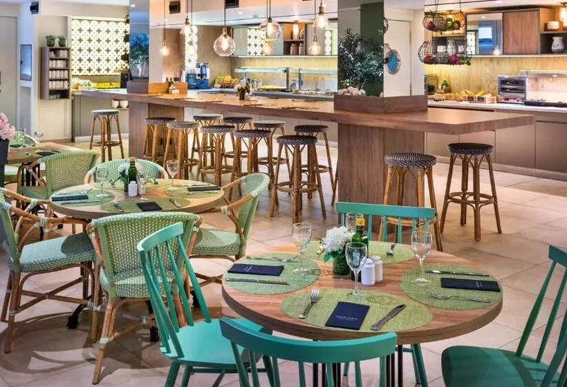 هتل Catalonia Santa Justa