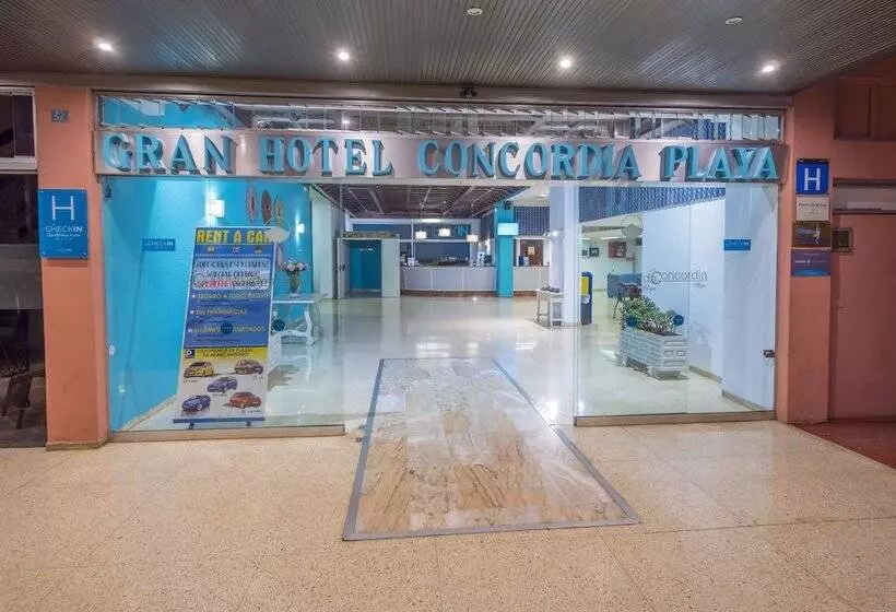ホテル Checkin Concordia Playa