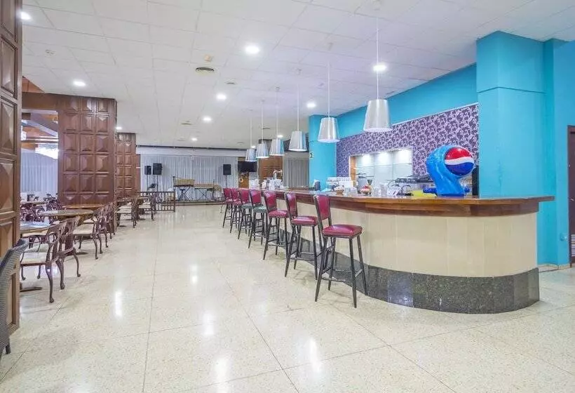 ホテル Checkin Concordia Playa