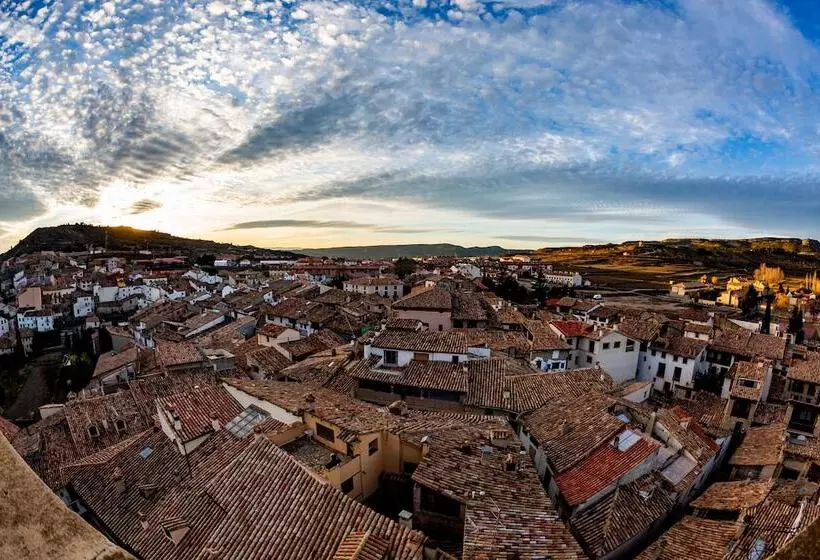 فندق De Montaña Rubielos