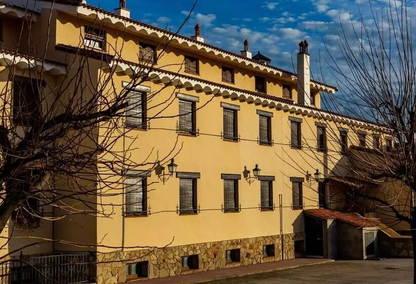 فندق De Montaña Rubielos