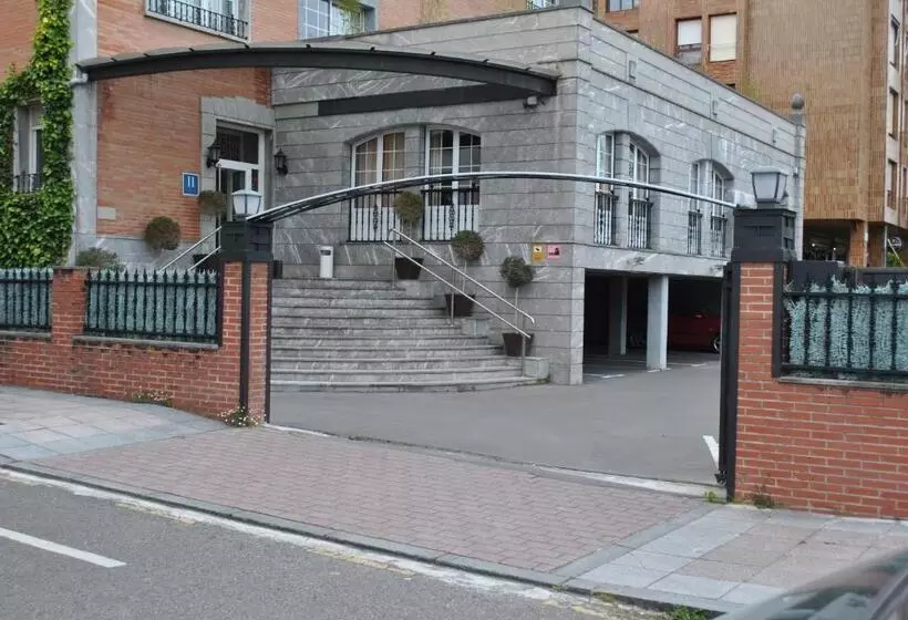 בית מלון כפרי Gernika   Adults Only