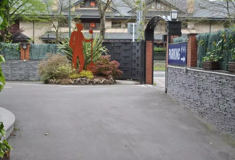 בית מלון כפרי Gernika   Adults Only