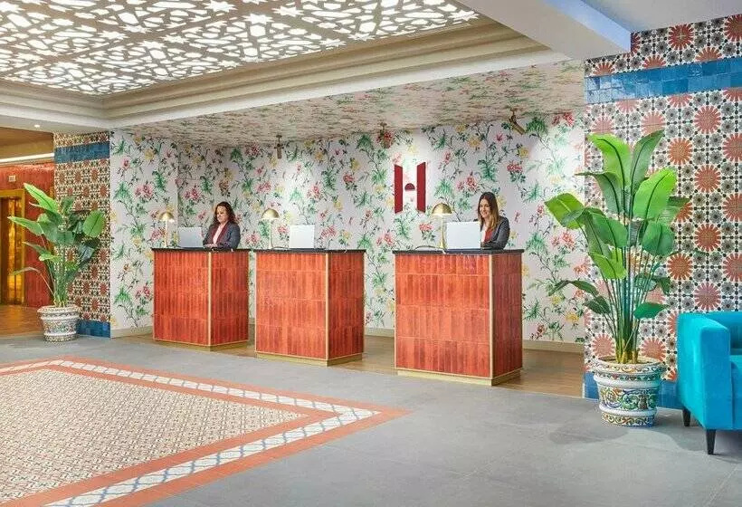 هتل Hesperia Sevilla