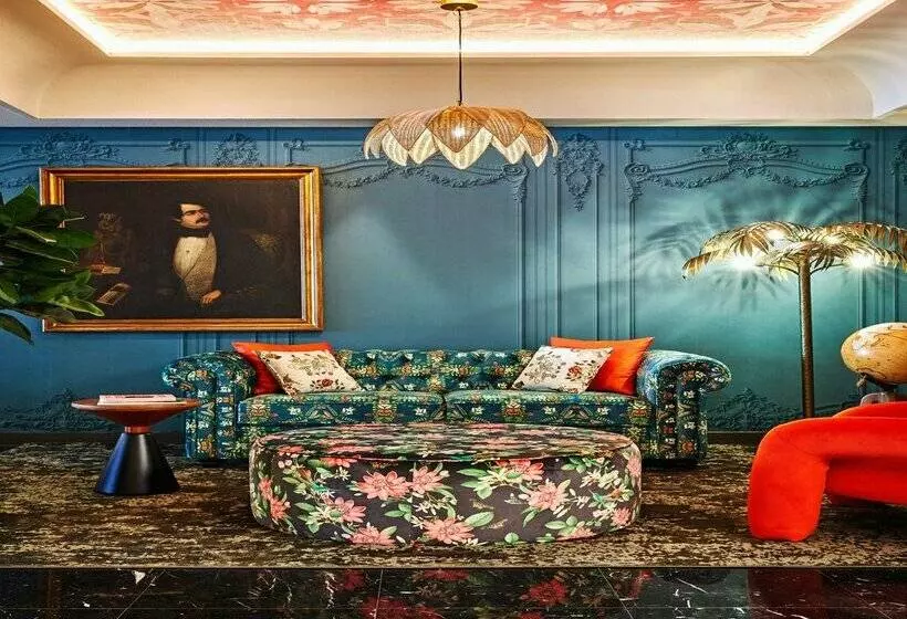 هتل Hesperia Sevilla