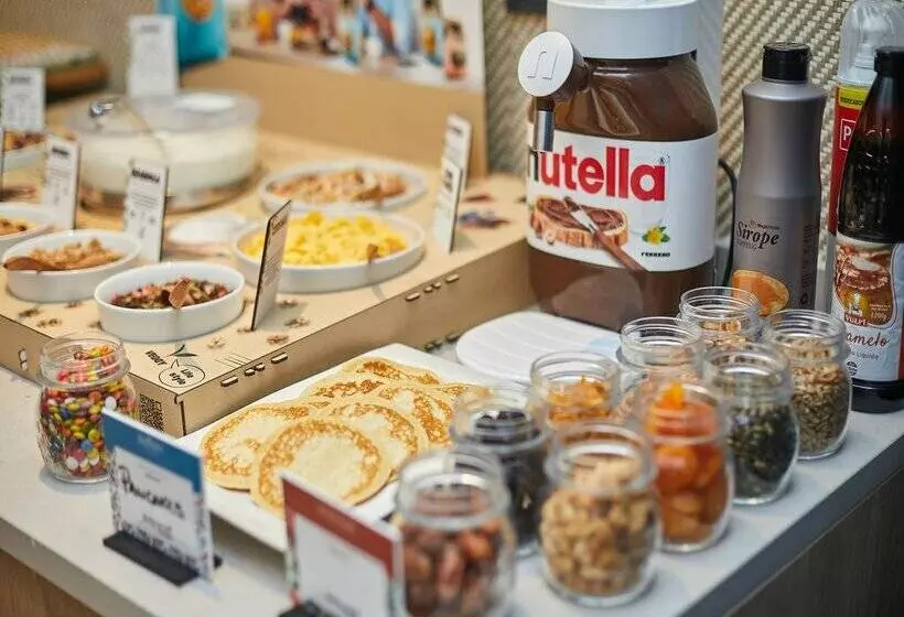 هتل Hesperia Sevilla