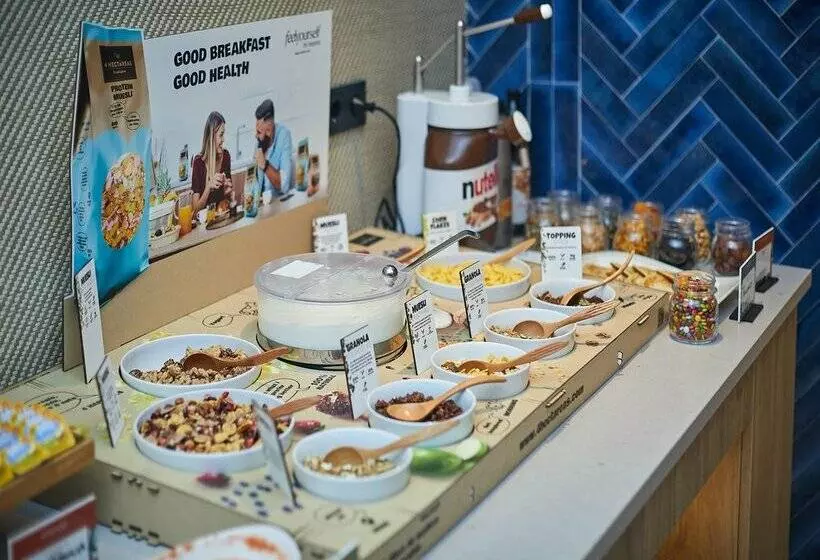 هتل Hesperia Sevilla