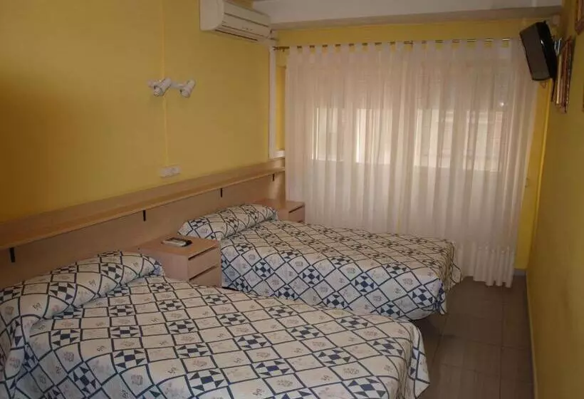 Отель Hostal San Jorge