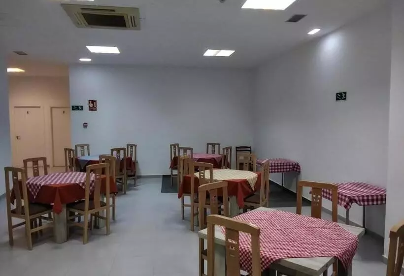 Отель Hostal San Jorge