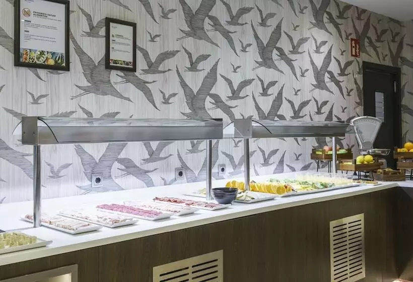 בית מלון כפרי Ilunion Bilbao