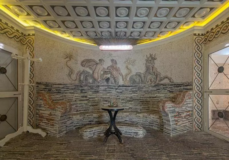 هتل Las Casas De La Judería