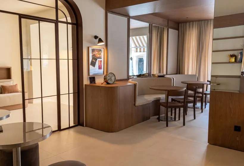 Hotel Medium Montecarlo