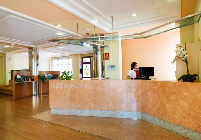 Hotel Monarque Cendrillon