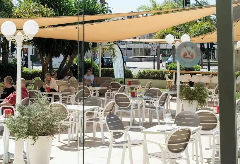 Hotelli Planas
