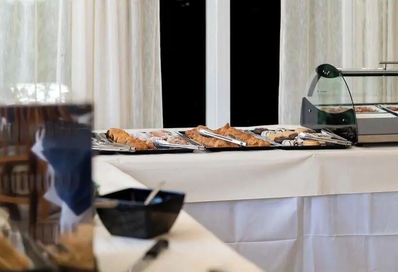 Hotel Planas