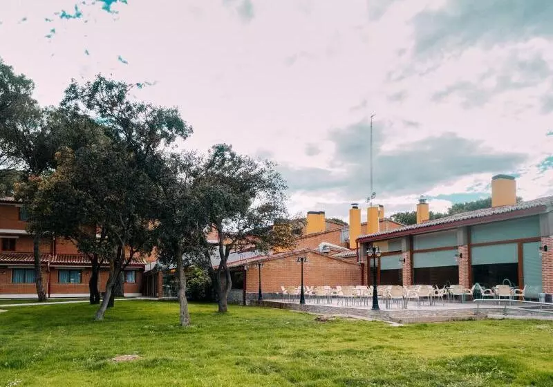 호텔 Resort El Montico