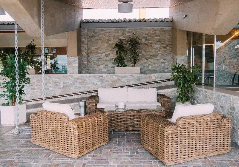 호텔 Resort El Montico