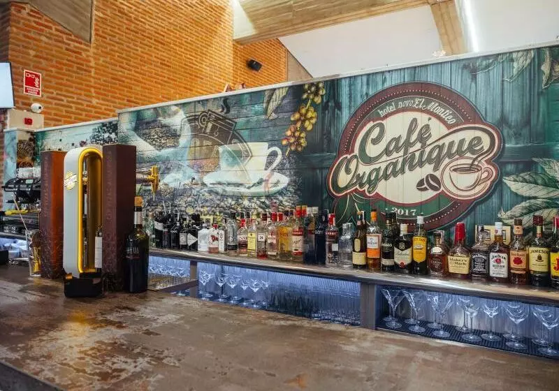 호텔 Resort El Montico