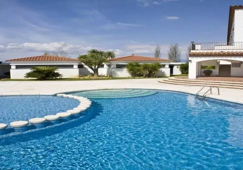 ホテル Restaurant Bon Retorn