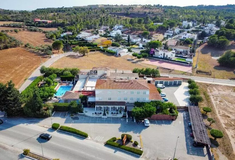 Hotelli & Restaurant Figueres Parc