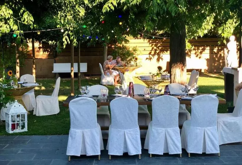 Hotelli & Restaurant Figueres Parc