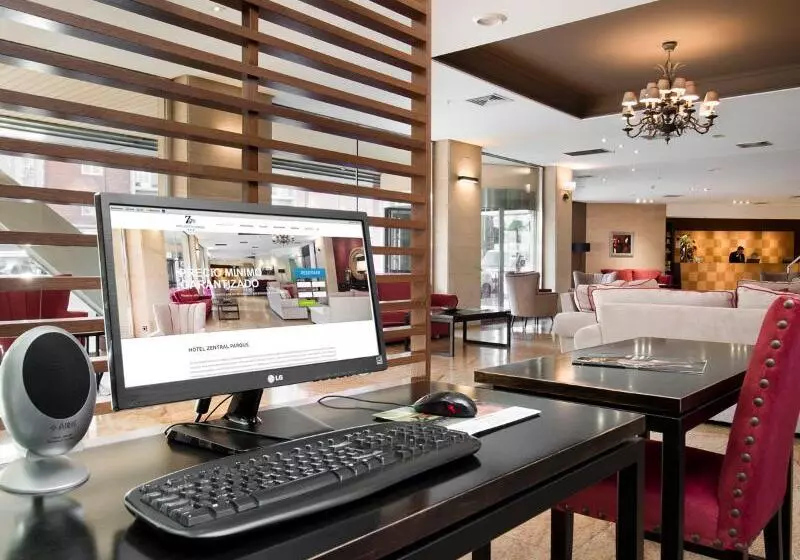 Hotel Zentral Parque