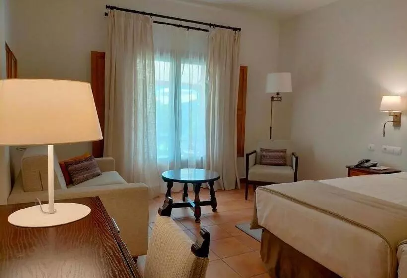 Parador De Benavente