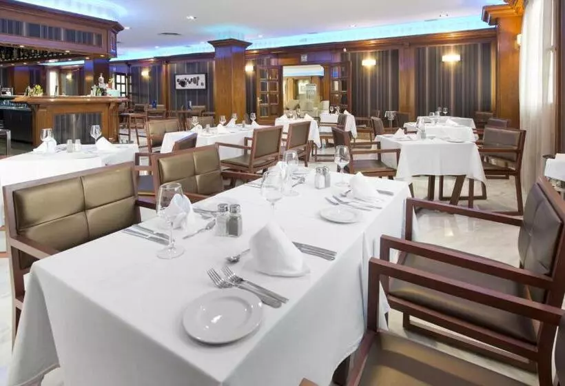 호텔 Elba Motril Beach & Business