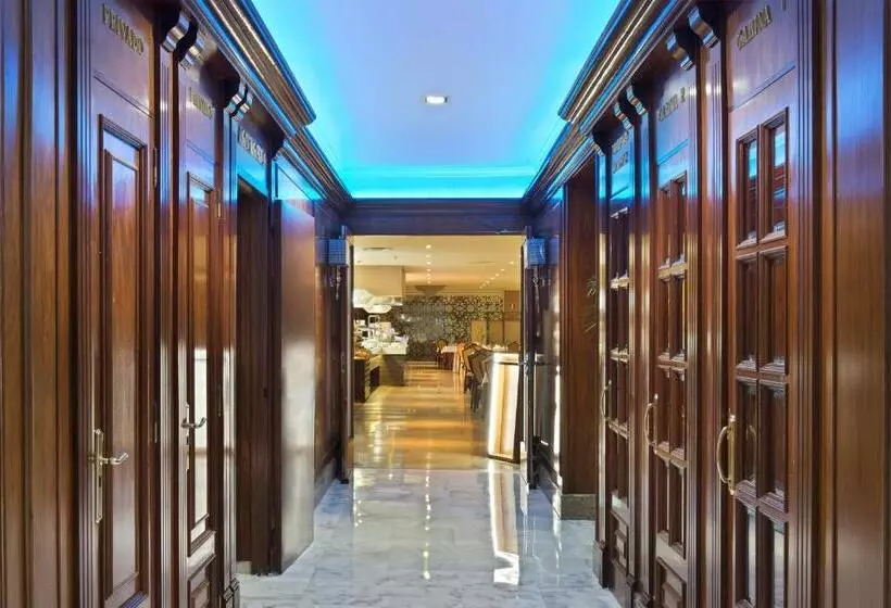 호텔 Elba Motril Beach & Business