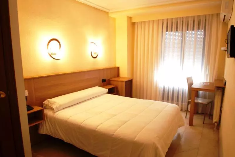 فندق Emperatriz Ii